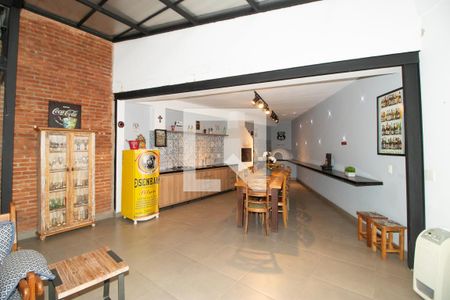 Casa à venda com 510m², 4 quartos e 7 vagas Casa à venda com 510m², 4 quartos e 7 vagasSala