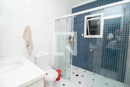 Casa à venda com 510m², 4 quartos e 7 vagas Casa à venda com 510m², 4 quartos e 7 vagasQuarto 3 - Banheiro