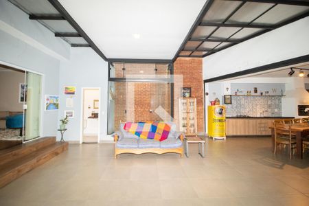 Casa à venda com 510m², 4 quartos e 7 vagas Casa à venda com 510m², 4 quartos e 7 vagasSala