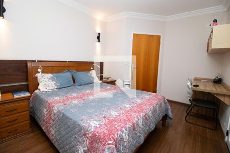 Casa à venda com 510m², 4 quartos e 7 vagas Casa à venda com 510m², 4 quartos e 7 vagasQuarto 4