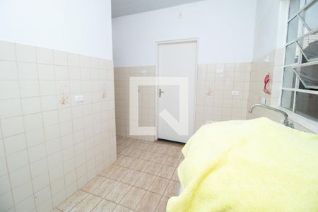 Casa à venda com 411m², 1 quarto e 3 vagas Casa à venda com 411m², 1 quarto e 3 vagasCozinha