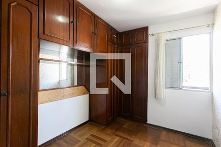 Apartamento à venda com 64m², 2 quartos e 1 vagaQuarto 2