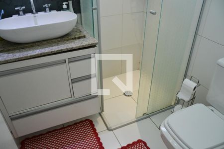 Apartamento à venda com 96m², 3 quartos e 2 vagas Apartamento à venda com 96m², 3 quartos e 2 vagasQuarto 3 Suíte Banheiro