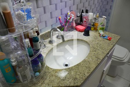 Apartamento à venda com 96m², 3 quartos e 2 vagas Apartamento à venda com 96m², 3 quartos e 2 vagasBanheiro
