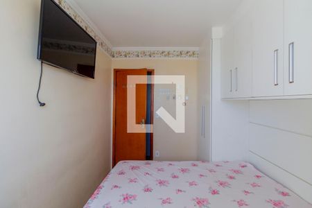 Quarto 1 de apartamento para alugar com 2 quartos, 48m² em Vila Carmosina, São Paulo