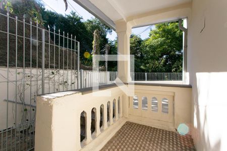 Casa à venda com 180m², 3 quartos e 1 vaga Casa à venda com 180m², 3 quartos e 1 vagaEntrada