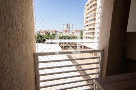 Apartamento para alugar com 67m², 2 quartos e 2 vagasVista da Área de Serviço