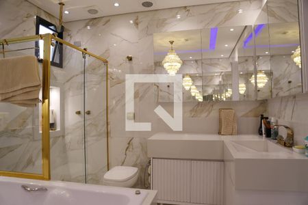 Casa de condomínio à venda com 350m², 3 quartos e 4 vagasBanheiro da Suíte 3