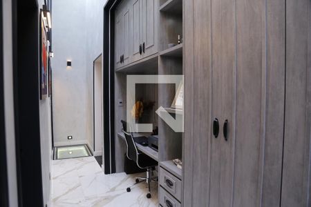 Casa de condomínio à venda com 350m², 3 quartos e 4 vagasCorredor