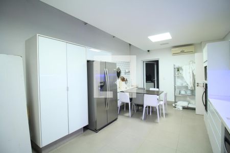 Casa à venda com 590m², 4 quartos e 4 vagasCozinha