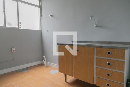 Apartamento à venda com 43m², 1 quarto e sem vaga Apartamento à venda com 43m², 1 quarto e sem vagaCozinha