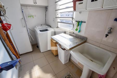 Apartamento à venda com 78m², 3 quartos e 1 vagaÁrea de Serviço