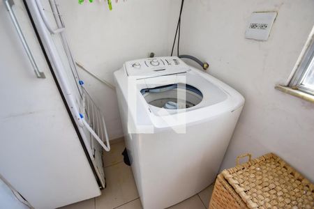 Apartamento à venda com 78m², 3 quartos e 1 vagaÁrea de Serviço