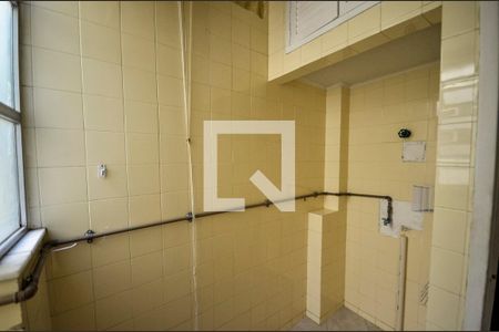 Apartamento à venda com 70m², 2 quartos e sem vaga Apartamento à venda com 70m², 2 quartos e sem vagaÁrea de Serviço