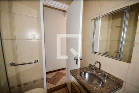 Apartamento à venda com 70m², 2 quartos e sem vaga Apartamento à venda com 70m², 2 quartos e sem vagaBanheiro