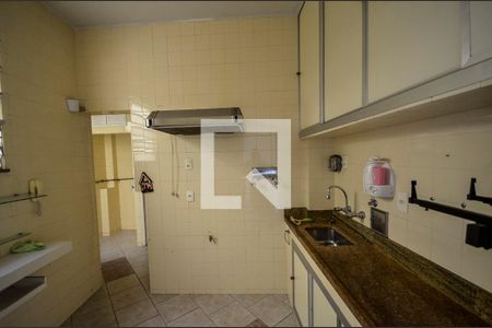 Apartamento à venda com 70m², 2 quartos e sem vaga Apartamento à venda com 70m², 2 quartos e sem vagaCozinha