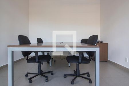 Apartamento à venda com 60m², 2 quartos e 2 vagasEscritório