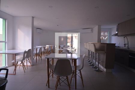 Apartamento à venda com 54m², 2 quartos e 1 vagaÁrea comum 