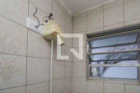 Casa à venda com 210m², 3 quartos e 6 vagas Casa à venda com 210m², 3 quartos e 6 vagasBanheiro de Serviço