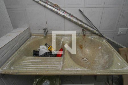 Casa à venda com 210m², 3 quartos e 6 vagas Casa à venda com 210m², 3 quartos e 6 vagasÁrea de Serviço