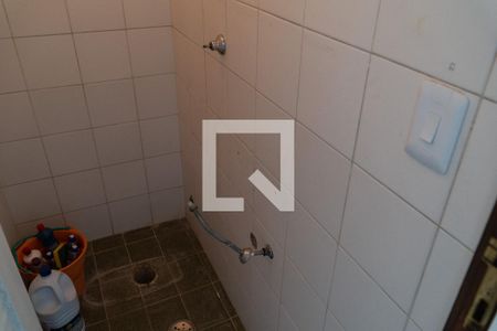 Apartamento para alugar com 236m², 6 quartos e 4 vagasBanheiro de serviço