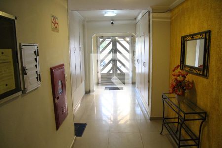 Apartamento à venda com 70m², 2 quartos e 1 vagaÁrea comum