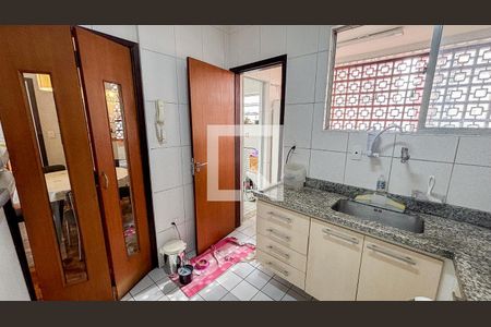 Apartamento à venda com 69m², 2 quartos e 1 vagaCozinha