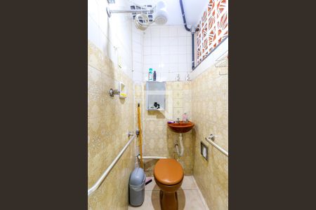 Casa à venda com 125m², 4 quartos e 1 vaga Casa à venda com 125m², 4 quartos e 1 vagaBanheiro 2