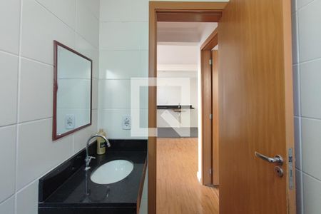 Apartamento para alugar com 47m², 2 quartos e 1 vaga Apartamento para alugar com 47m², 2 quartos e 1 vagaBanheiro