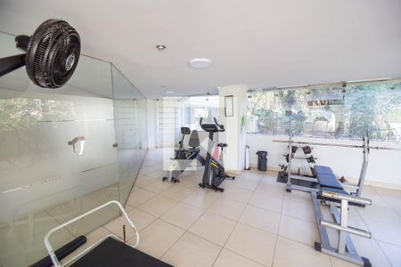 Apartamento para alugar com 54m², 2 quartos e 1 vaga Apartamento para alugar com 54m², 2 quartos e 1 vagaÁrea comum - Academia