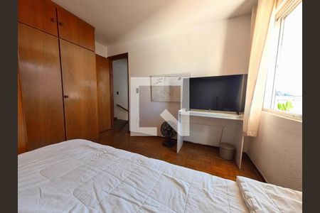Casa à venda com 200m², 4 quartos e 2 vagas Casa à venda com 200m², 4 quartos e 2 vagasQuarto 2