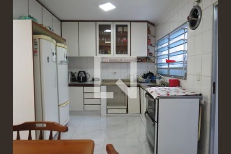 Casa à venda com 200m², 4 quartos e 2 vagasCozinha