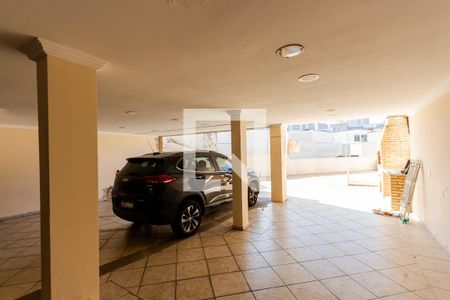 Casa à venda com 267m², 3 quartos e 8 vagas Casa à venda com 267m², 3 quartos e 8 vagasGaragem