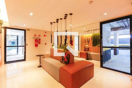 Apartamento à venda com 115m², 3 quartos e 2 vagas Apartamento à venda com 115m², 3 quartos e 2 vagasÁrea comum - Hall