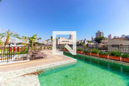 Apartamento à venda com 115m², 3 quartos e 2 vagas Apartamento à venda com 115m², 3 quartos e 2 vagasÁrea comum - Piscina