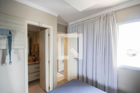 Suíte  de apartamento à venda com 2 quartos, 76m² em Parque Novo Mundo, São Paulo