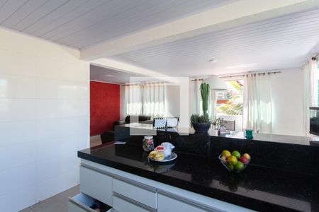Casa à venda com 180m², 3 quartos e 3 vagas Casa à venda com 180m², 3 quartos e 3 vagasCozinha - casa 2