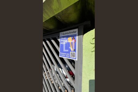 Casa à venda com 500m², 2 quartos e 3 vagas Casa à venda com 500m², 2 quartos e 3 vagasPlaquinha