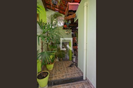 Casa à venda com 500m², 2 quartos e 3 vagas Casa à venda com 500m², 2 quartos e 3 vagasÁrea externa