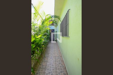 Casa à venda com 500m², 2 quartos e 3 vagas Casa à venda com 500m², 2 quartos e 3 vagasÁrea externa