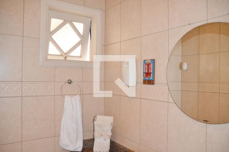 Casa à venda com 161m², 3 quartos e 4 vagas Casa à venda com 161m², 3 quartos e 4 vagasBanheiro