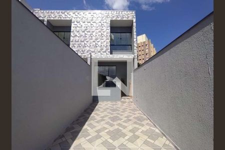 Casa à venda com 125m², 3 quartos e 2 vagas