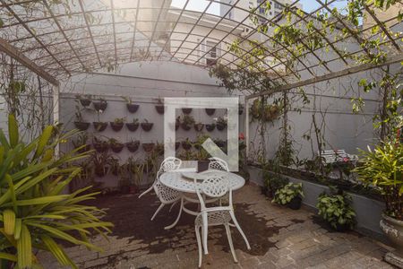 Apartamento à venda com 254m², 3 quartos e 2 vagas Apartamento à venda com 254m², 3 quartos e 2 vagasJardim