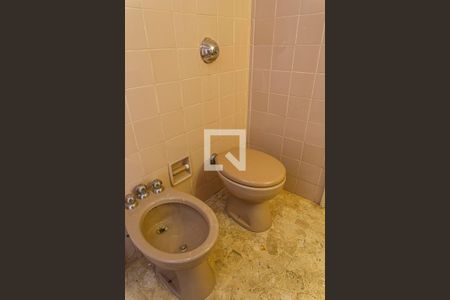 Apartamento à venda com 254m², 3 quartos e 2 vagas Apartamento à venda com 254m², 3 quartos e 2 vagasBanheiro do Quarto 2