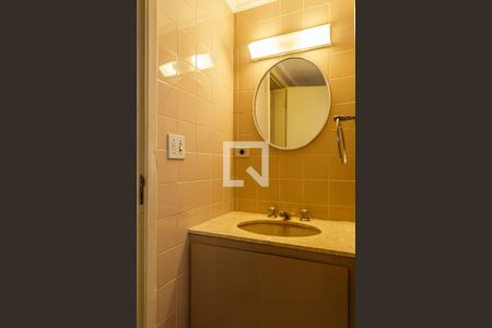 Apartamento à venda com 254m², 3 quartos e 2 vagas Apartamento à venda com 254m², 3 quartos e 2 vagasBanheiro do Quarto 2