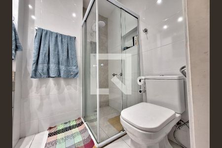 Apartamento à venda com 100m², 2 quartos e sem vagaBanheiro 