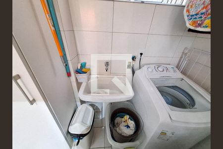 Apartamento à venda com 100m², 2 quartos e sem vagaÁrea de serviço 