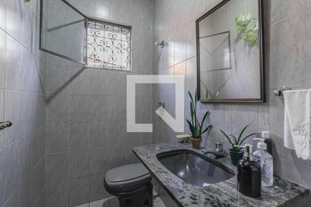 Casa à venda com 170m², 3 quartos e 6 vagas Casa à venda com 170m², 3 quartos e 6 vagasLavabo