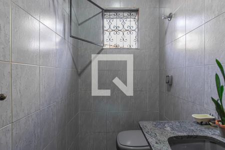 Casa à venda com 170m², 3 quartos e 6 vagas Casa à venda com 170m², 3 quartos e 6 vagasBanheiro Social