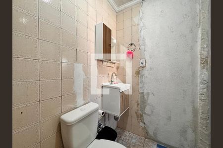 Casa à venda com 199m², 3 quartos e 3 vagas Casa à venda com 199m², 3 quartos e 3 vagasBanheiro da suíte 2